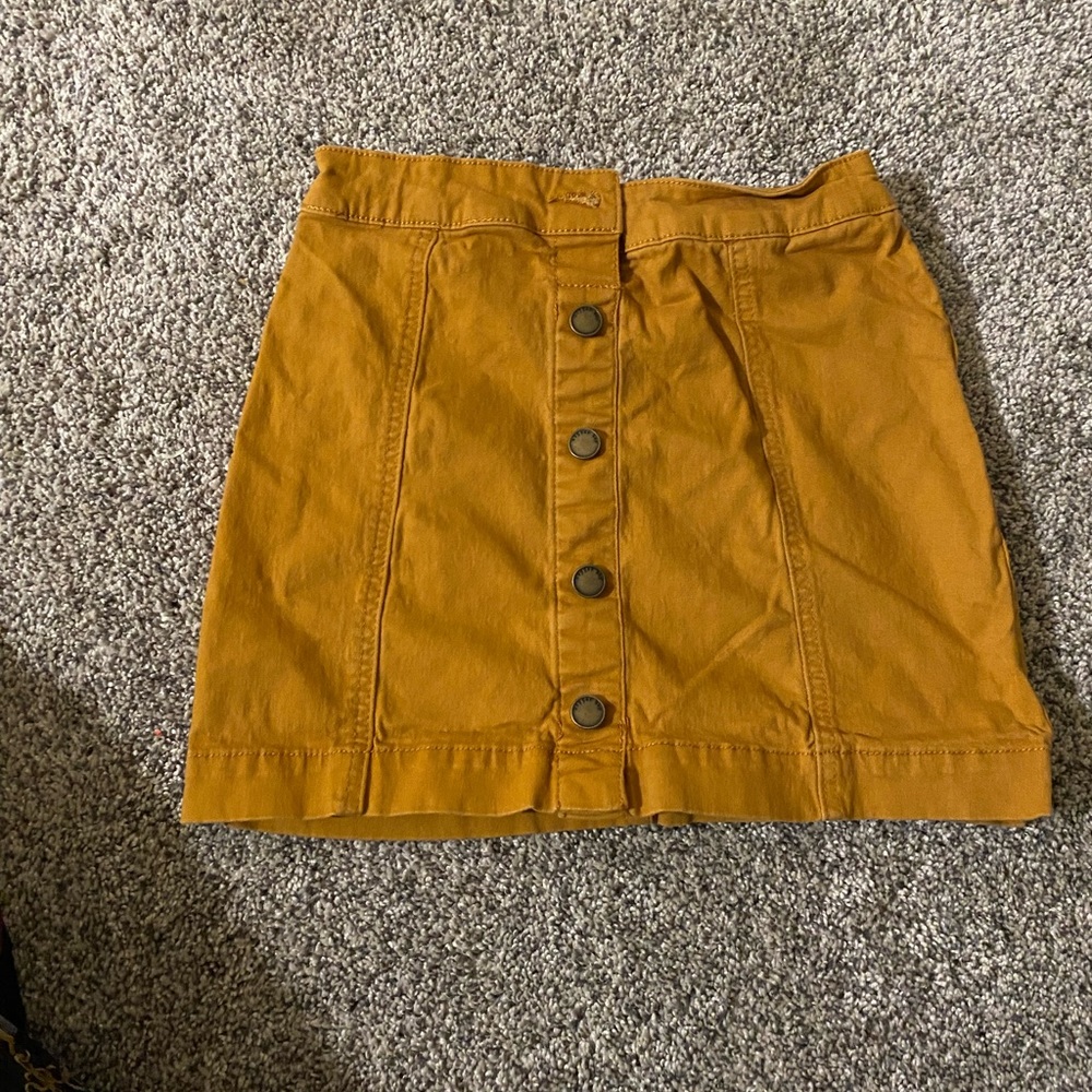 COPPER KEY - TAN SKIRT